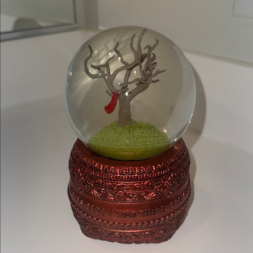 Taylor swift all to well Christmas snow globe brand new never used